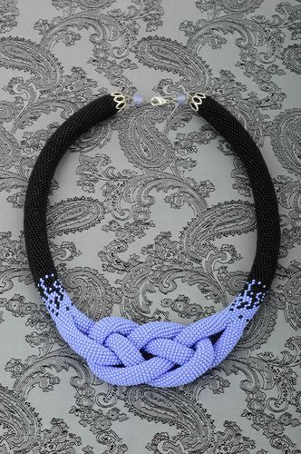 Collar de abalorios hecho a mano adorno para el cuello accesorio de mujer - MADEheart.com