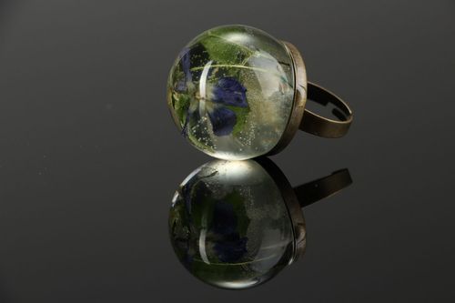 Ring with natural flowers coated with epoxy - MADEheart.com