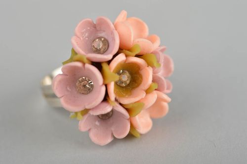 Gentle handmade flower ring artisan jewelry designs handmade gifts for her - MADEheart.com