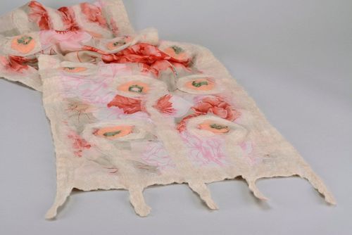 Bufanda de seda y lana Flores de color beige - MADEheart.com