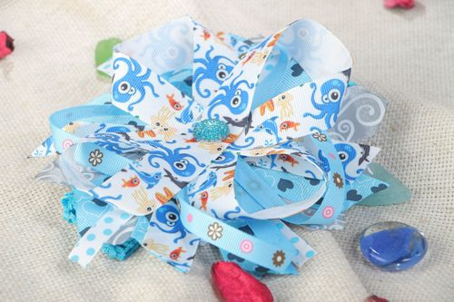 Blaues Haarband mit Blumen feierlich schön für Kinder interessante Handarbeit - MADEheart.com