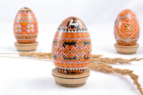 Huevo de Pascua pintado a mano Caballos - MADEheart.com