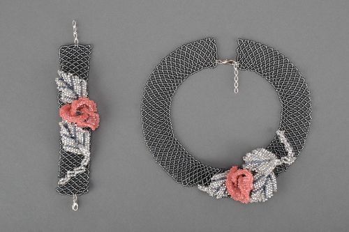 Conjunto de jóias de pérolas: colar e pulseira - MADEheart.com