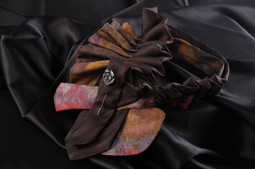 Collana di cravatte di uomo fatta a mano accessorio originale da donna di seta - MADEheart.com