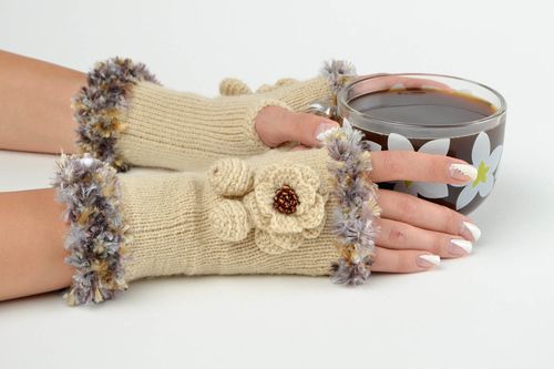 Вязаные митенки ручной работы женские перчатки без пальцев митенки крючком - MADEheart.com