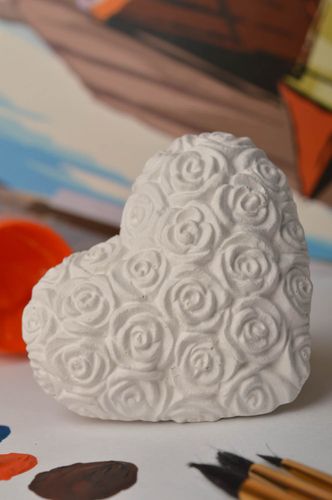 Magnet frigo fait main Figurine à peindre plâtre Aimant frigo coeur Déco cuisine - MADEheart.com