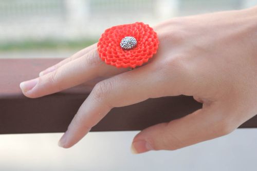 Anel de argila de polímero feito à mão acessório de mulher artesanal  - MADEheart.com