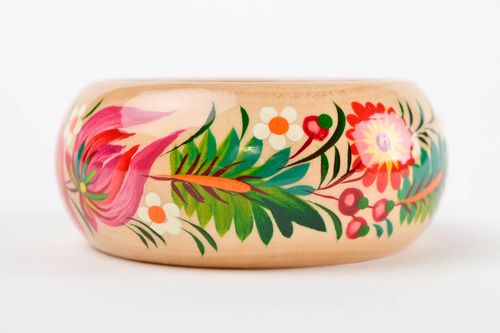 Bracelet jonc fait main en bois Bijou fantaisie clair peint Cadeau femme - MADEheart.com