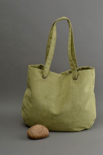 Große bequeme hellgrüne Damen Tasche aus Stoff handgefertigt mit Innentasche  - MADEheart.com