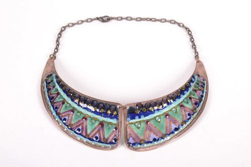 Metallic collar necklace  - MADEheart.com