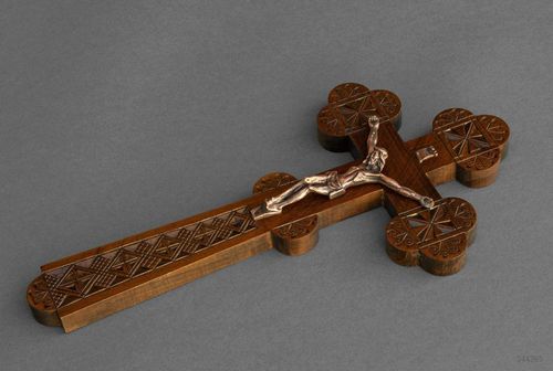 Wall cross with crucifix - MADEheart.com
