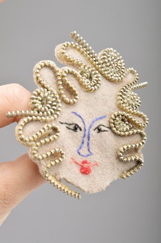 Stilvolle bunte handgemachte Künstler Brosche aus Kaschmir Meduse für Frauen - MADEheart.com