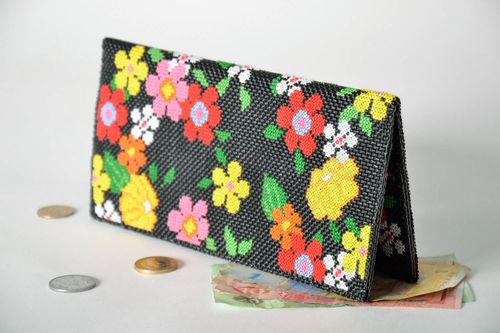 Embroidered wallet-clutch - MADEheart.com
