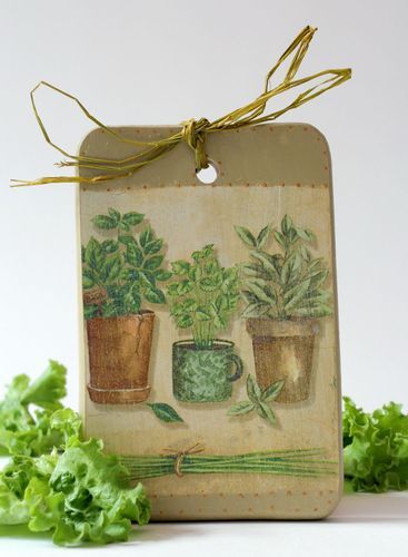 Tagliere di legno fatto a mano oggetto decorativo decoupage con piante in vasi - MADEheart.com
