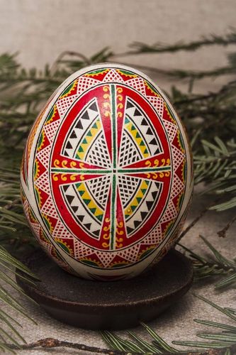 Huevo de Pascua “Enamorados” - MADEheart.com