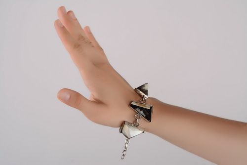 Bracelet fait main en corne naturelle - MADEheart.com
