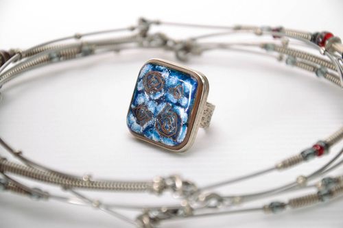 Massiver Ring aus Kupfer Blaue Blumen - MADEheart.com