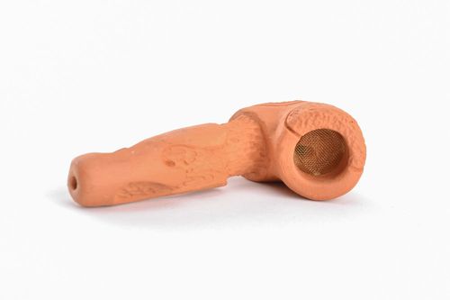 Clay tobacco pipe - MADEheart.com