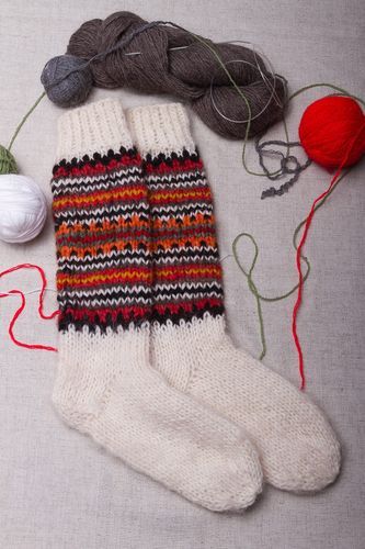 Chaussettes tricotées à la main pour les femmes - MADEheart.com