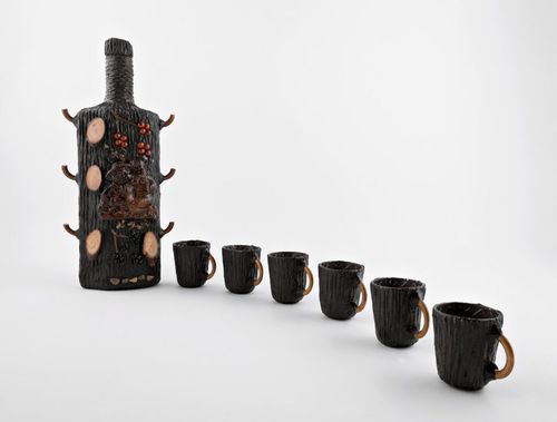 Set fatto a mano Set di bottiglia e sei calici di argilla  Servizio in ceramica - MADEheart.com