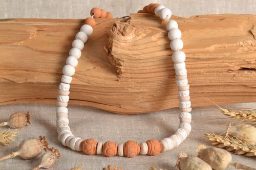 Bead necklace in ethnic style - MADEheart.com