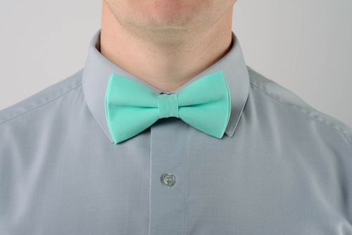 Gravata borboleta costurada a partir de tecido de algodão Menta verde - MADEheart.com