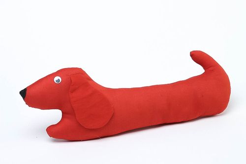 Coussin chien Peluche rouge fait main Déco maison en coton avec lavande - MADEheart.com
