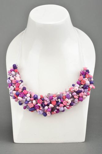 Joli collier en pâte polymère avec fleurs sur ruban fait main original - MADEheart.com