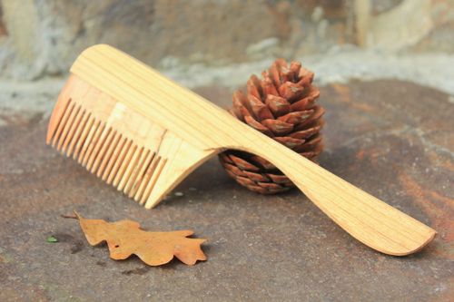 Pente para cabelo de madeira artesanal - MADEheart.com
