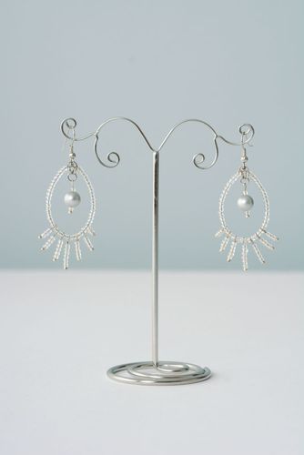 Beautiful beaded earrings - MADEheart.com