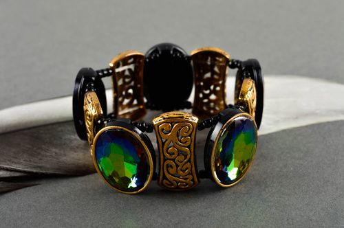 Bracelet fantaisie Bijou fait main design de créateur Accessoire femme - MADEheart.com
