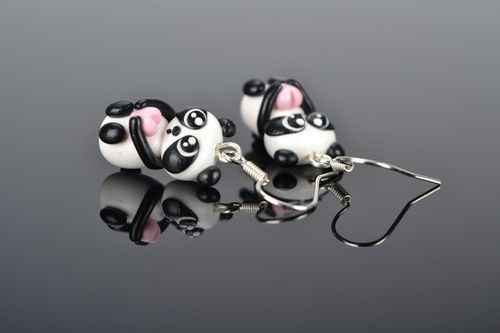 Brincos artesanais feitos de cerâmica plástica Pandas - MADEheart.com