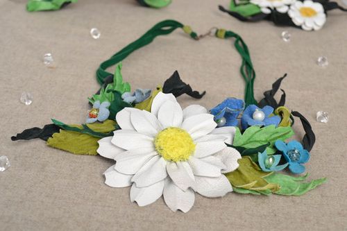 Collar de cuero artesanal floral bisutería de moda accesorio para mujer - MADEheart.com