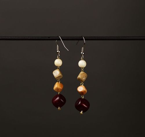 Boucles doreilles perles en bois - MADEheart.com