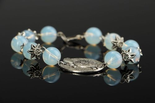 Bracelet with opal glass - MADEheart.com