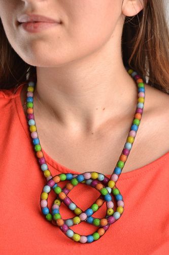 Handmade Glasperlen Halskette Modeschmuck Collier Accessoire für Frauen bunt - MADEheart.com