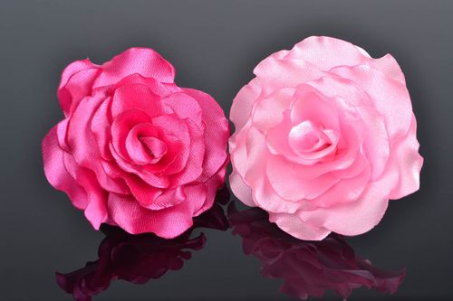 Резинки для волос с цветами из атласных лент ручной работы набор 2 штуки Розы - MADEheart.com
