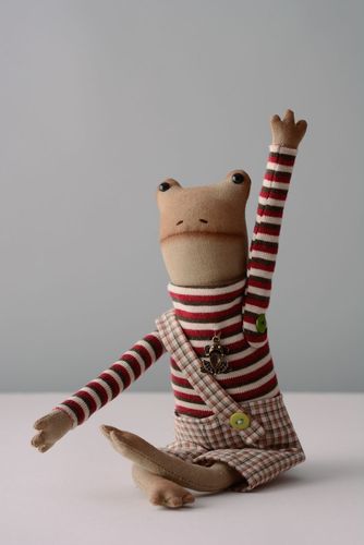 Fabric toy Frog - MADEheart.com