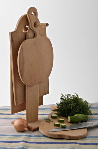 Set di taglieri di legno con supporto fatto a mano Tagliere decorativo  - MADEheart.com