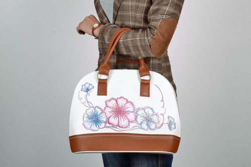 Tasche mit Blumenprint - MADEheart.com