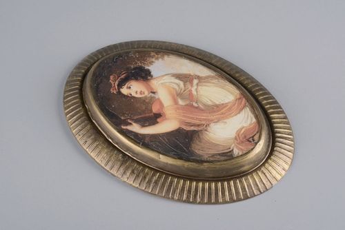 Plaster panel with gilding Girl with lute - MADEheart.com