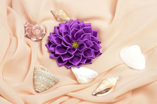 Pince cheveux fleur Accessoire coiffure fait main violet Cadeau pour fille - MADEheart.com