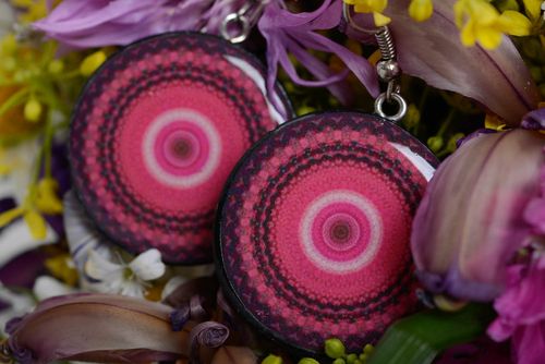Massive modische rosa Ohrringe aus Polymer Ton handmade Schmuck für Frauen - MADEheart.com
