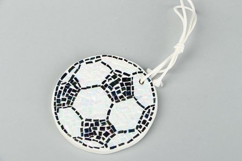 Colgante souvenir de mosaico Balón de fútbol - MADEheart.com