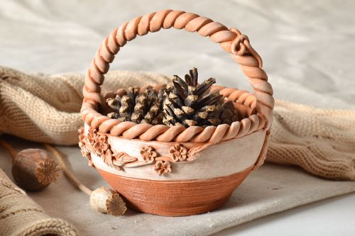 Cuenco de cerámica en forma de cesta - MADEheart.com