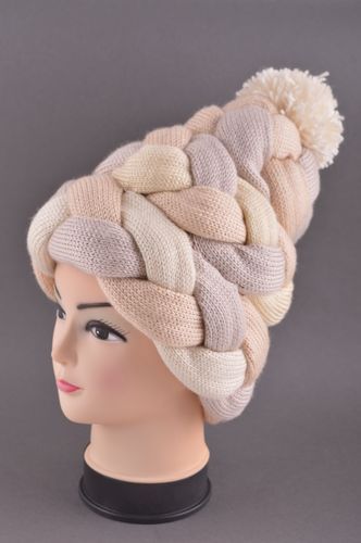 Cappello di lana fatto a mano cappello a maglia da donna abbigliamento da donna - MADEheart.com