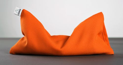Orthopädisches Kissen für Yoga - MADEheart.com