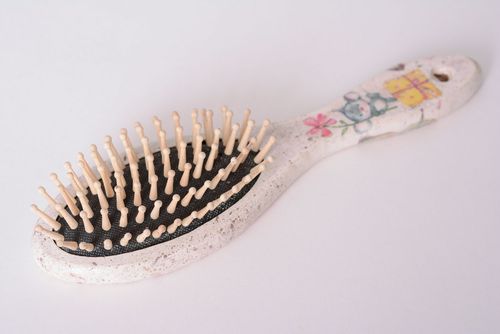 Holz Haarbürste mit Muster Mädchen mit Blumenstrauß - MADEheart.com