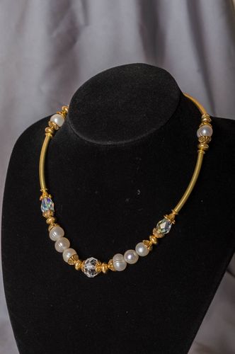 Винтажное ожерелье из натуральных камней жемчуга и металла для вечерних образов - MADEheart.com