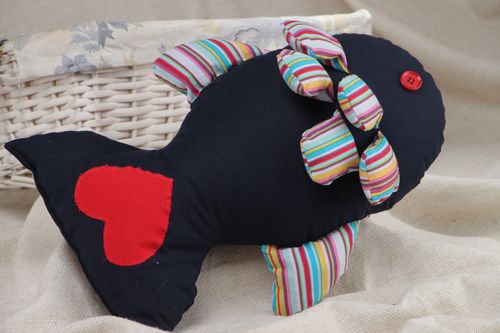 Jouet mou en tissu de coton fait main original décoratif pour enfant Poisson  - MADEheart.com